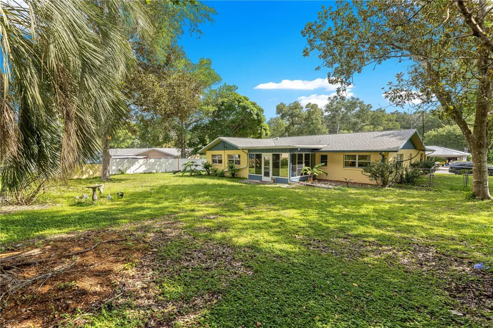 2170 W DORAL COURT Citrus Springs, FL 34434