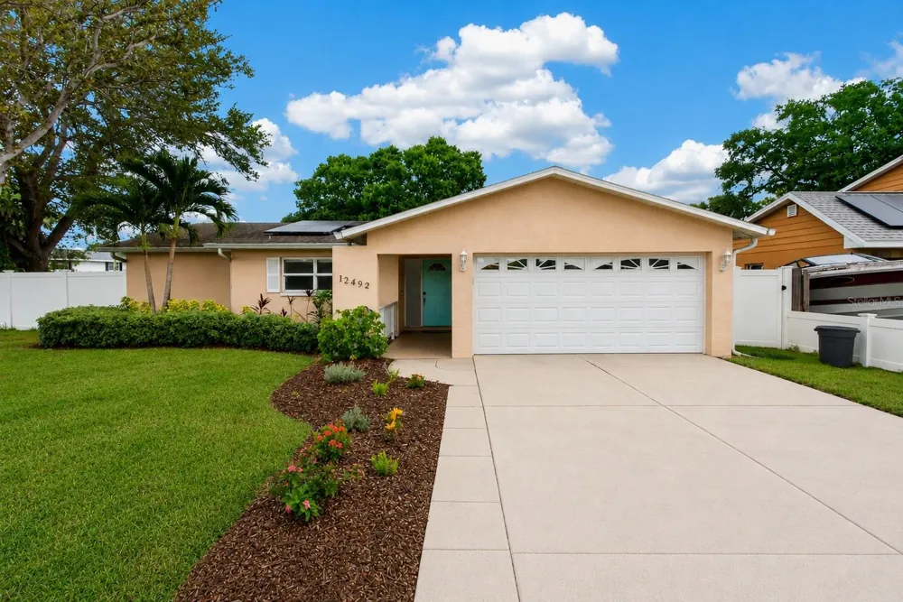 12499 82ND TERRACE Seminole, FL 33772