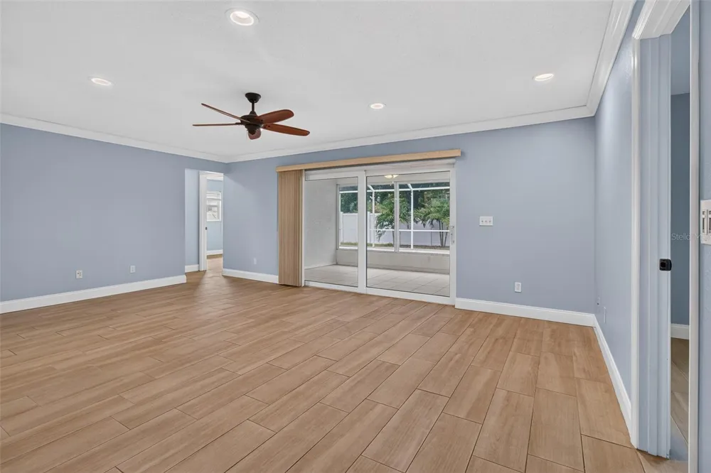 12499 82ND TERRACE Seminole, FL 33772