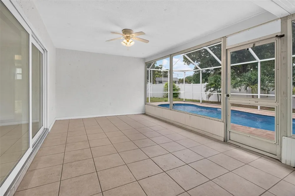 12499 82ND TERRACE Seminole, FL 33772