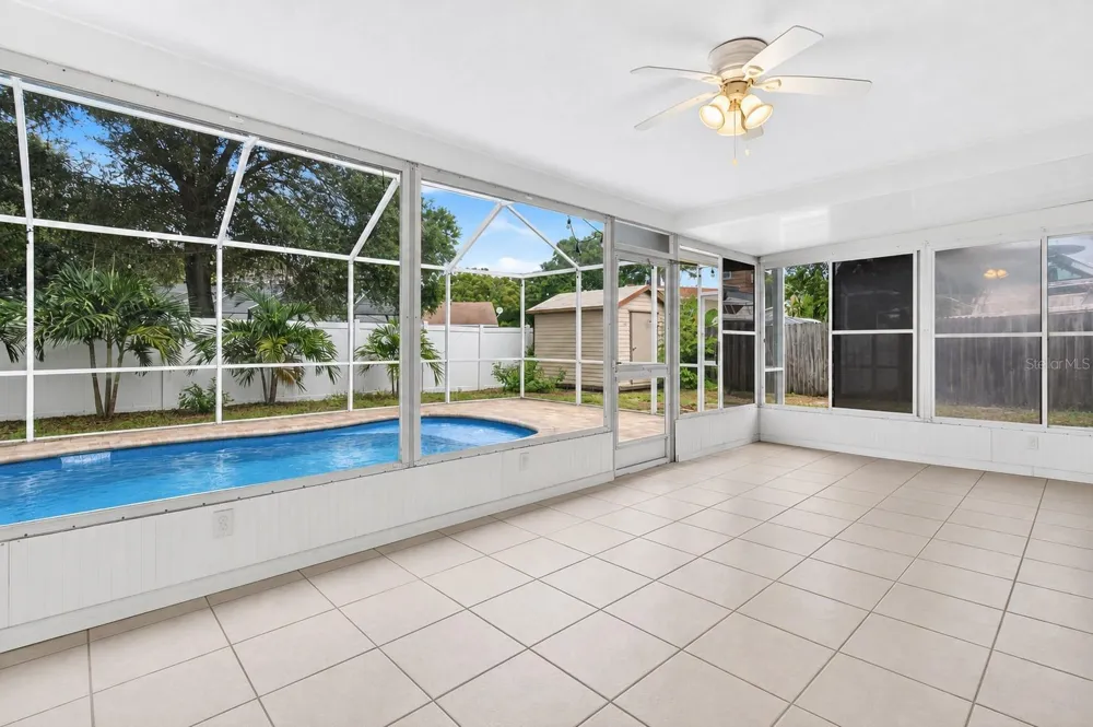 12499 82ND TERRACE Seminole, FL 33772