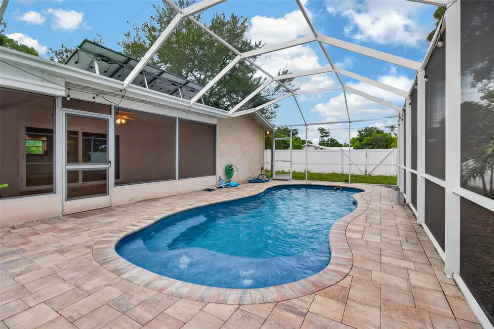 12499 82ND TERRACE Seminole, FL 33772
