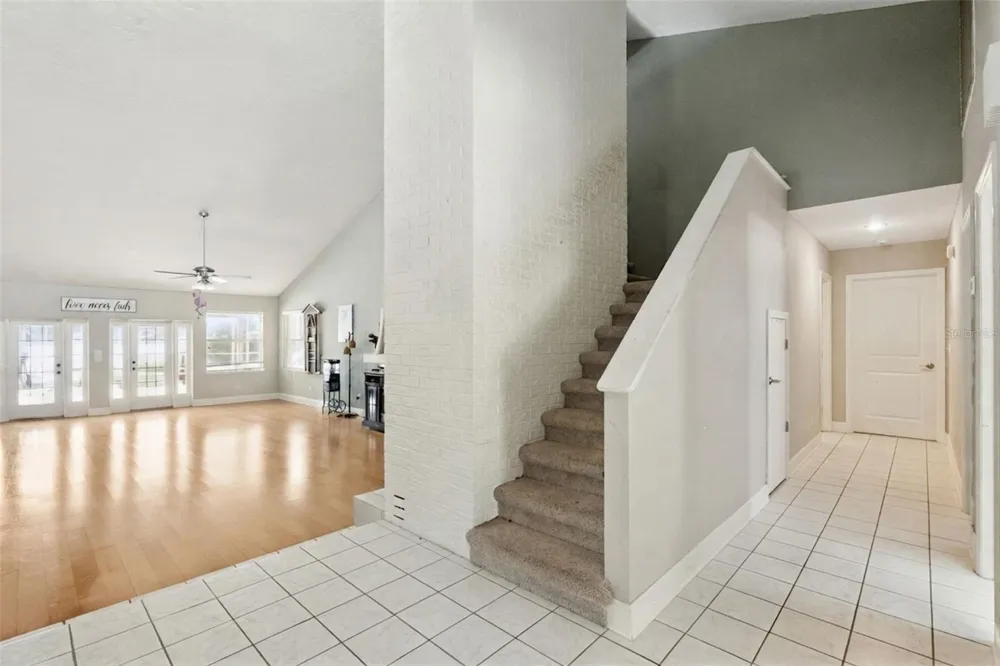 25 LAKEWOOD CAUSEWAY Winter Haven, FL 33884