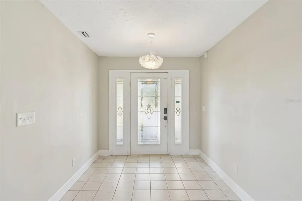 25 LAKEWOOD CAUSEWAY Winter Haven, FL 33884
