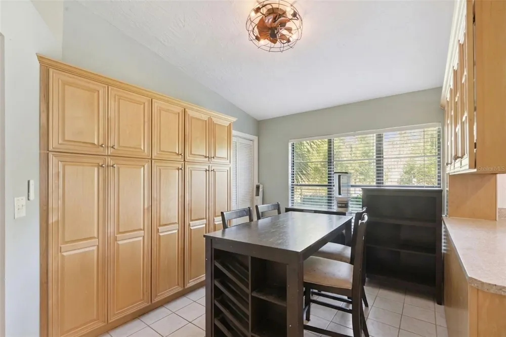 25 LAKEWOOD CAUSEWAY Winter Haven, FL 33884