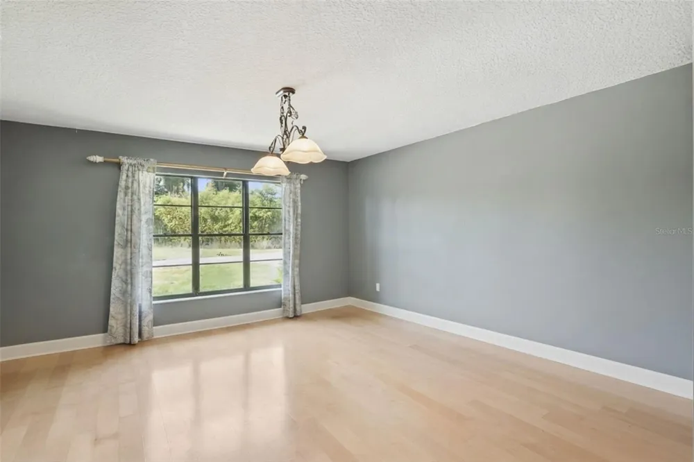 25 LAKEWOOD CAUSEWAY Winter Haven, FL 33884