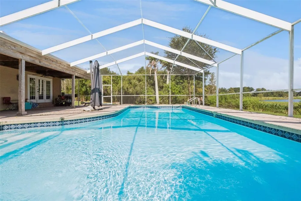 25 LAKEWOOD CAUSEWAY Winter Haven, FL 33884