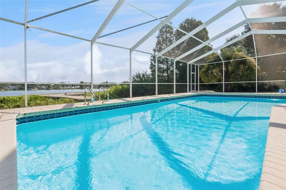 25 LAKEWOOD CAUSEWAY Winter Haven, FL 33884