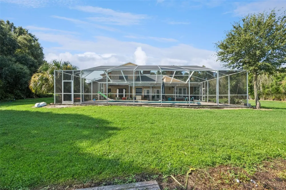 25 LAKEWOOD CAUSEWAY Winter Haven, FL 33884