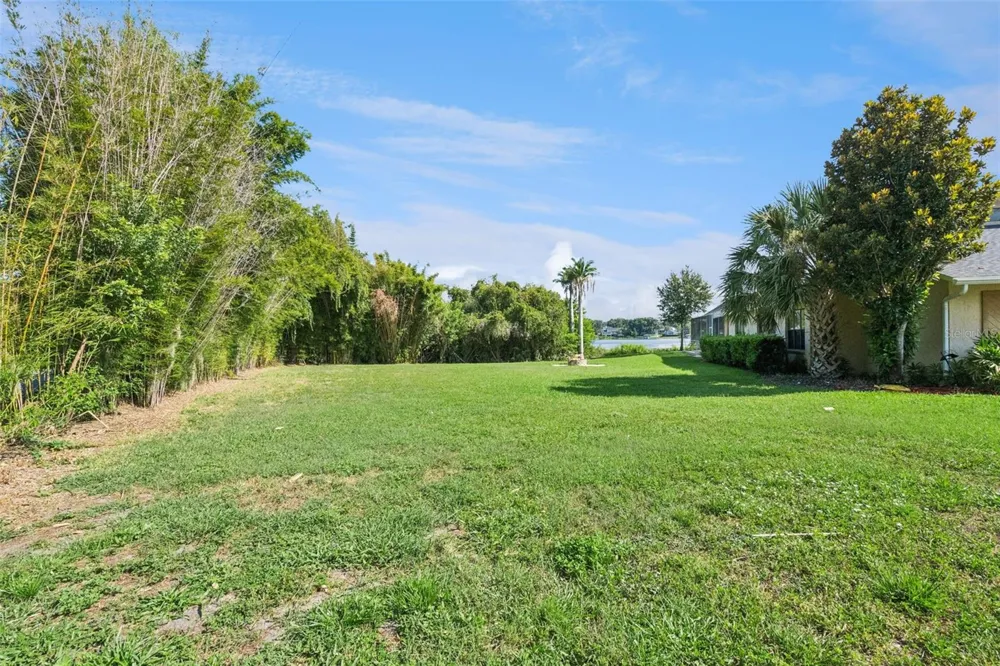 25 LAKEWOOD CAUSEWAY Winter Haven, FL 33884