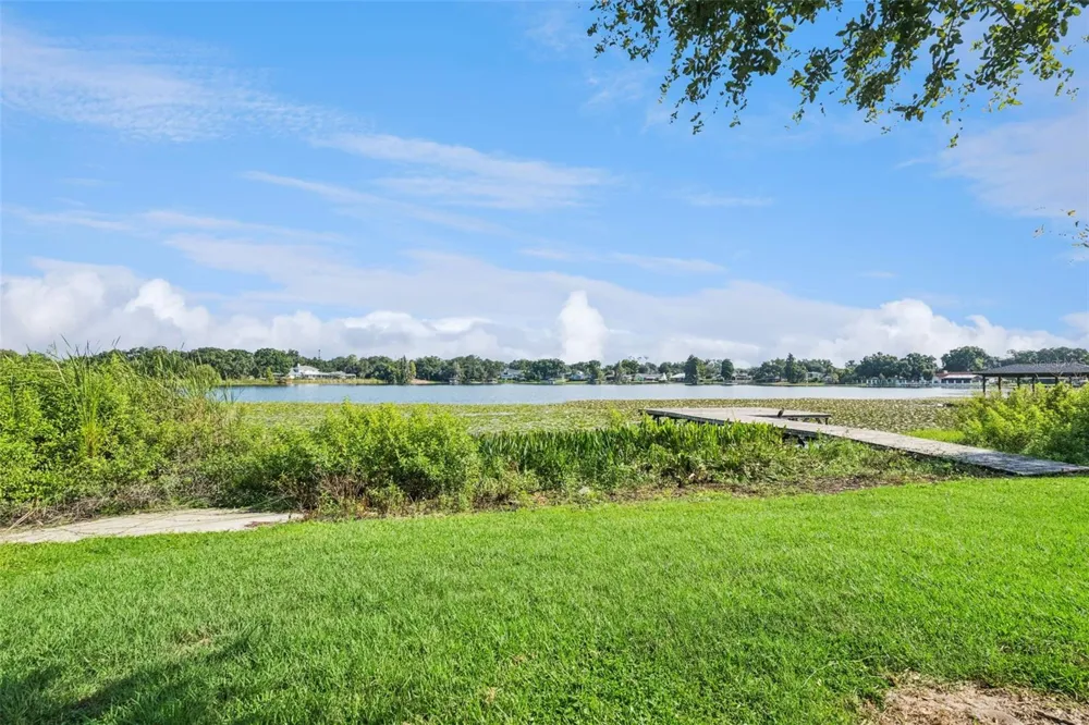 25 LAKEWOOD CAUSEWAY Winter Haven, FL 33884
