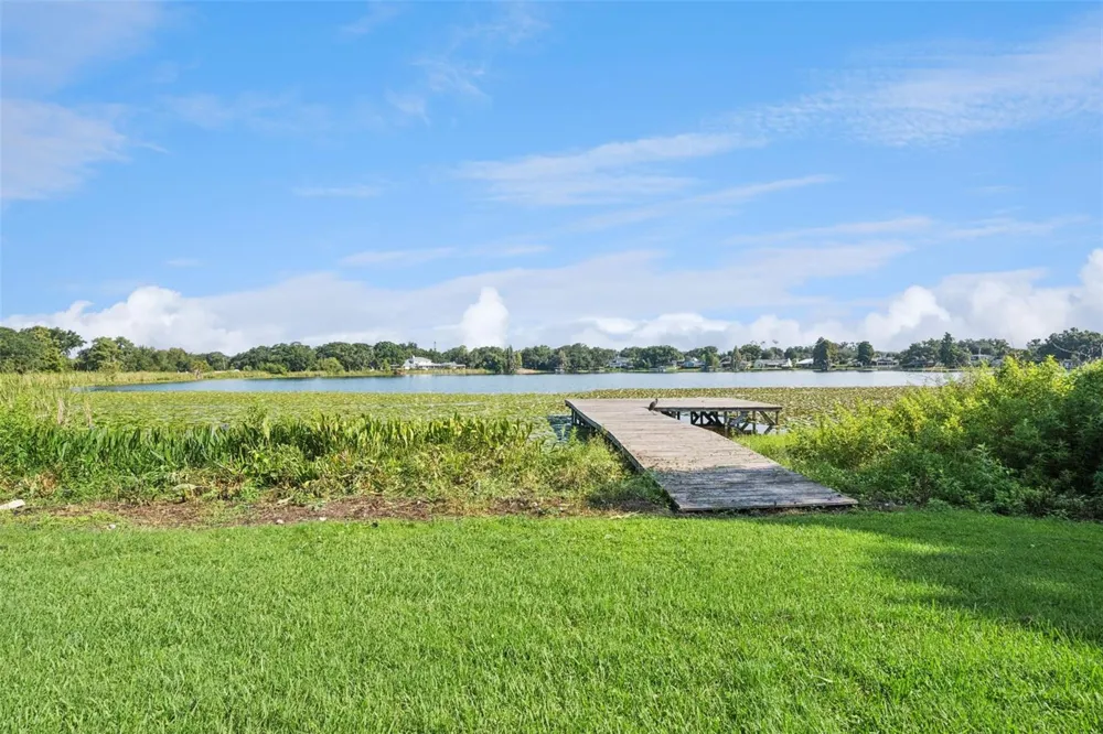 25 LAKEWOOD CAUSEWAY Winter Haven, FL 33884