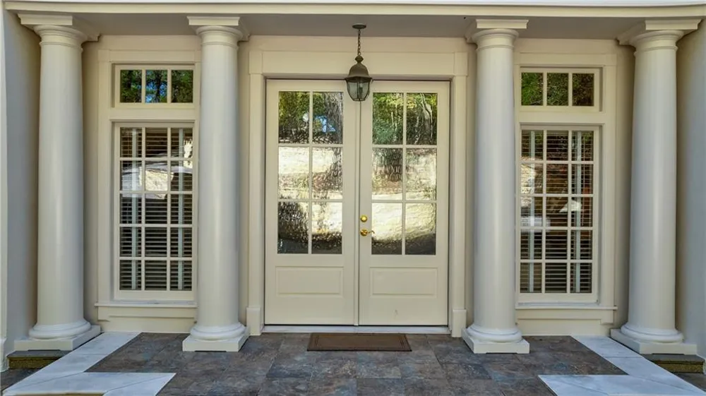 6655 Sweetwater Point Flowery Branch, GA 30542
