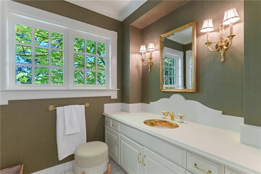 6655 Sweetwater Point Flowery Branch, GA 30542