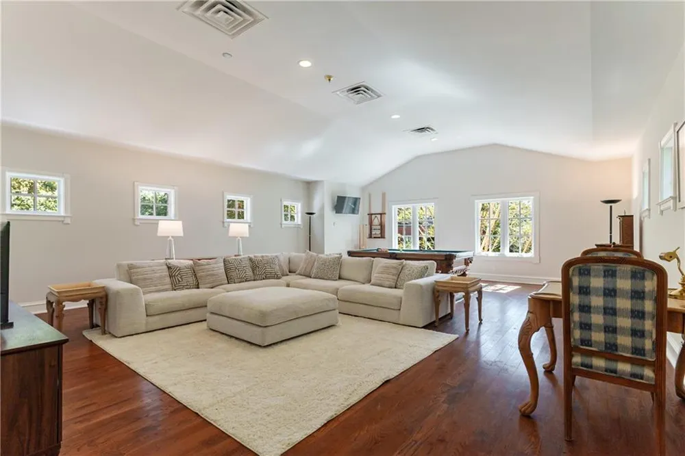 6655 Sweetwater Point Flowery Branch, GA 30542