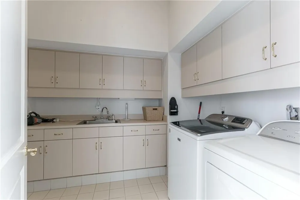 6655 Sweetwater Point Flowery Branch, GA 30542