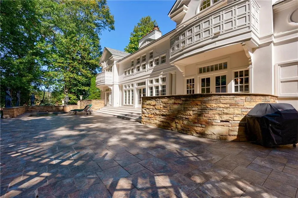 6655 Sweetwater Point Flowery Branch, GA 30542