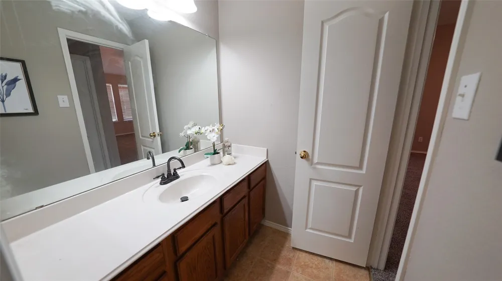 620 Azalea Glenn Heights, TX 75154