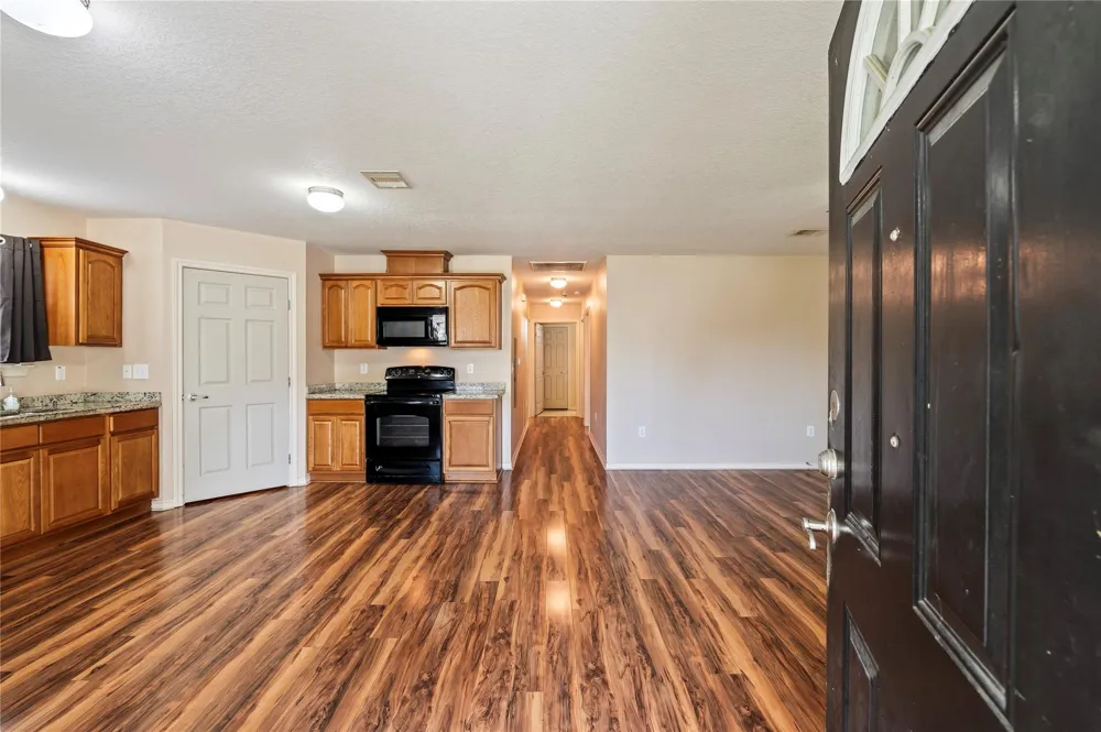 2621 31st Avenue Texas City, TX 77590