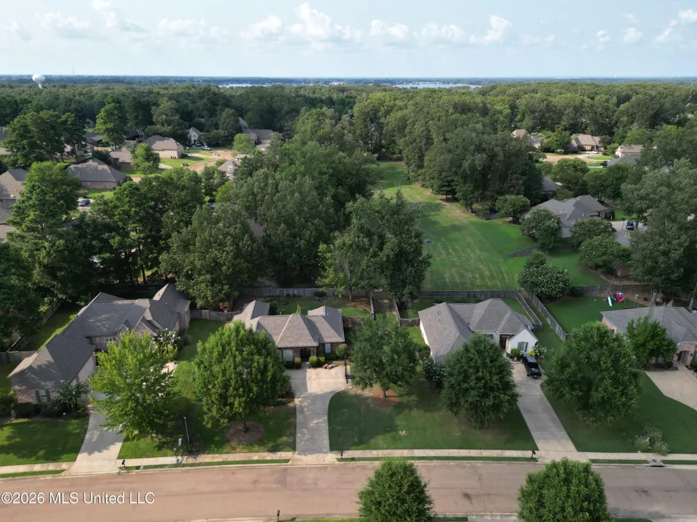 124 Hemlock Lane Madison, MS 39110