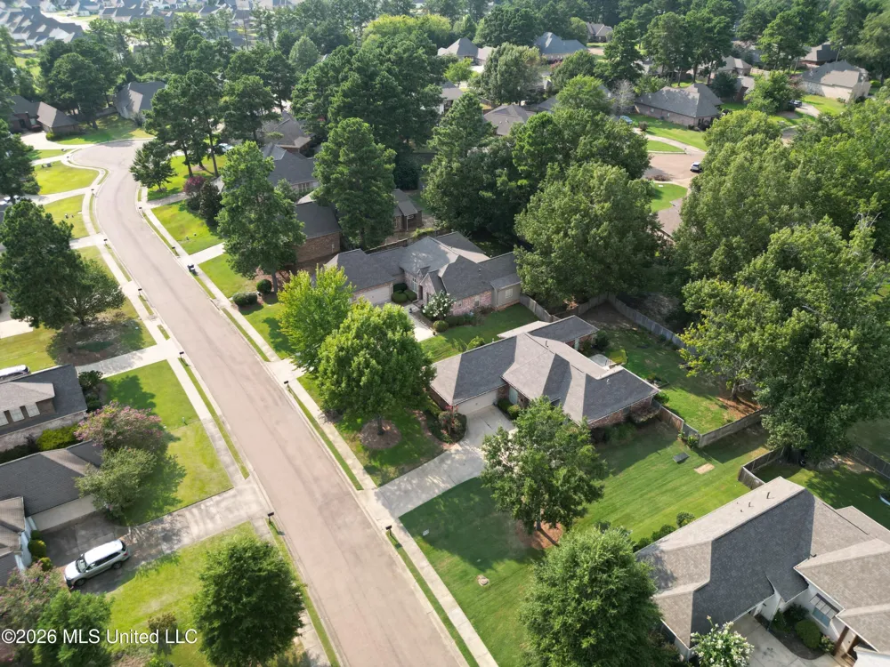 124 Hemlock Lane Madison, MS 39110