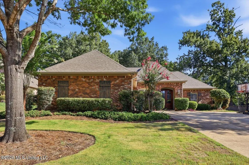 124 Hemlock Lane Madison, MS 39110