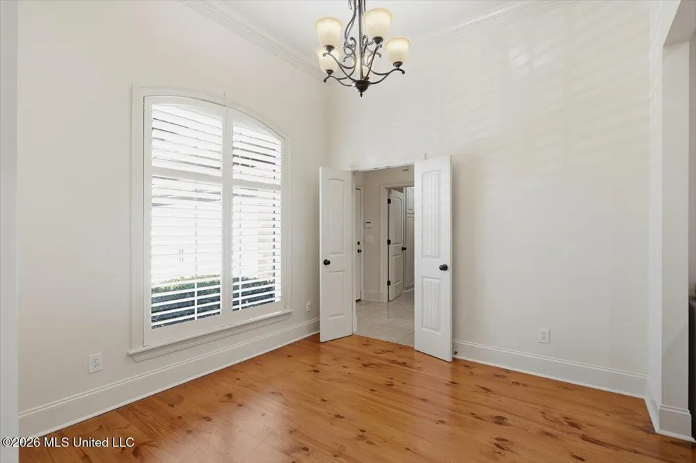 124 Hemlock Lane Madison, MS 39110