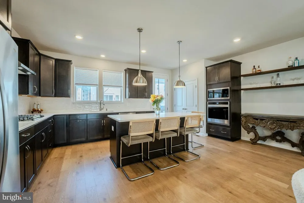 813 SAWBACK SQUARE NE Leesburg, VA 20176