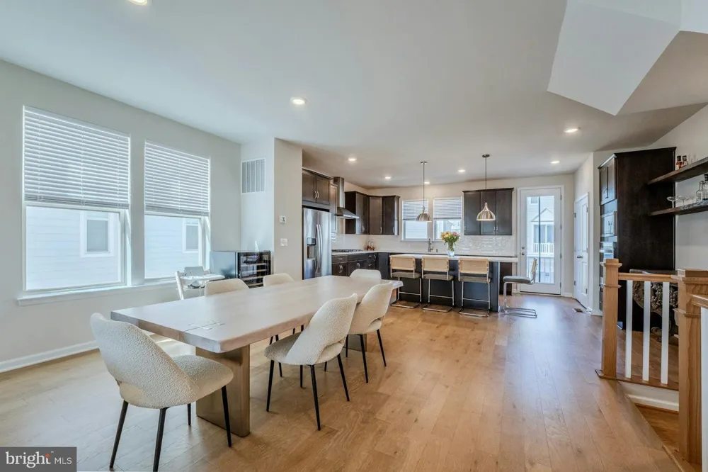 813 SAWBACK SQUARE NE Leesburg, VA 20176
