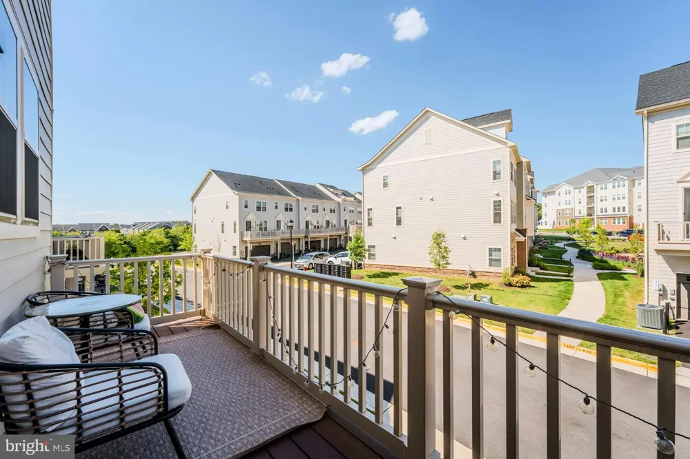 813 SAWBACK SQUARE NE Leesburg, VA 20176