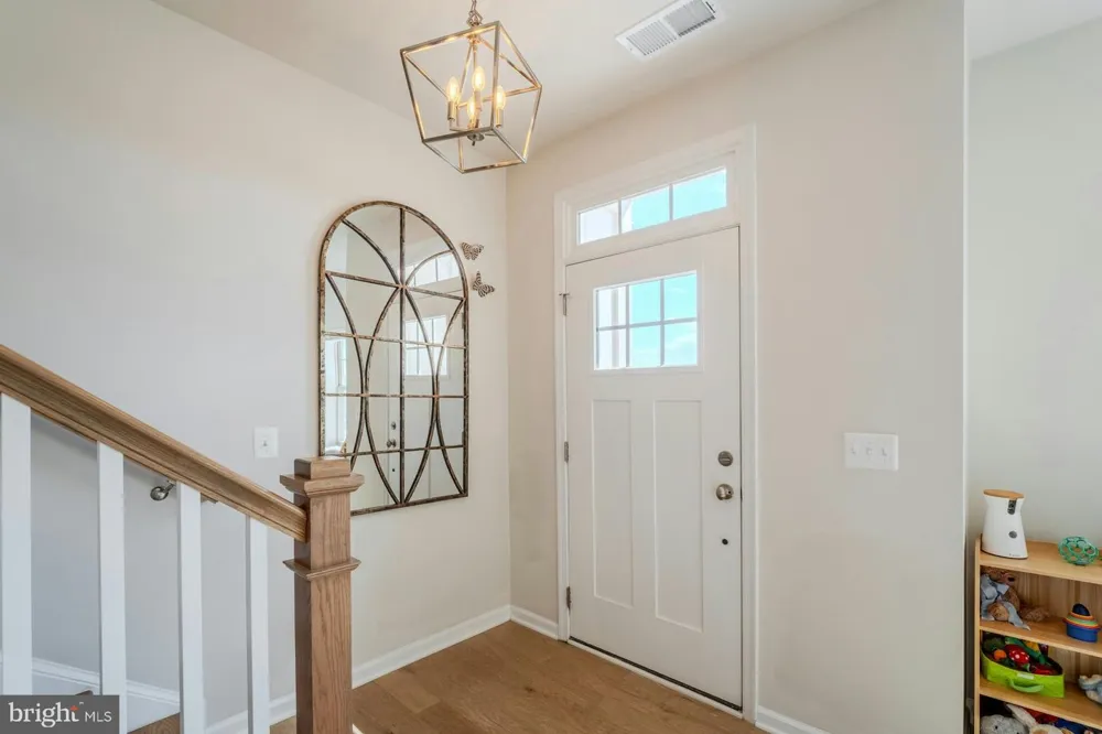813 SAWBACK SQUARE NE Leesburg, VA 20176