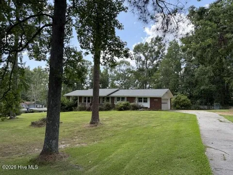 1032 Central Road