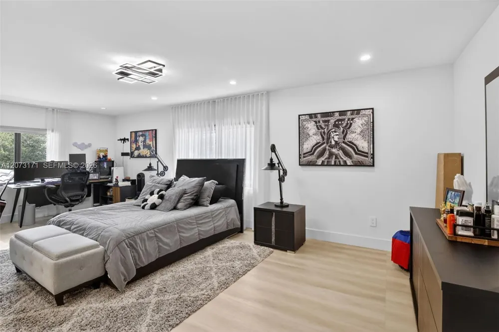 12111 NW 5th Ct Plantation, FL 33325