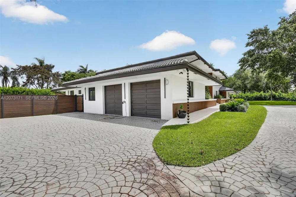 12111 NW 5th Ct Plantation, FL 33325