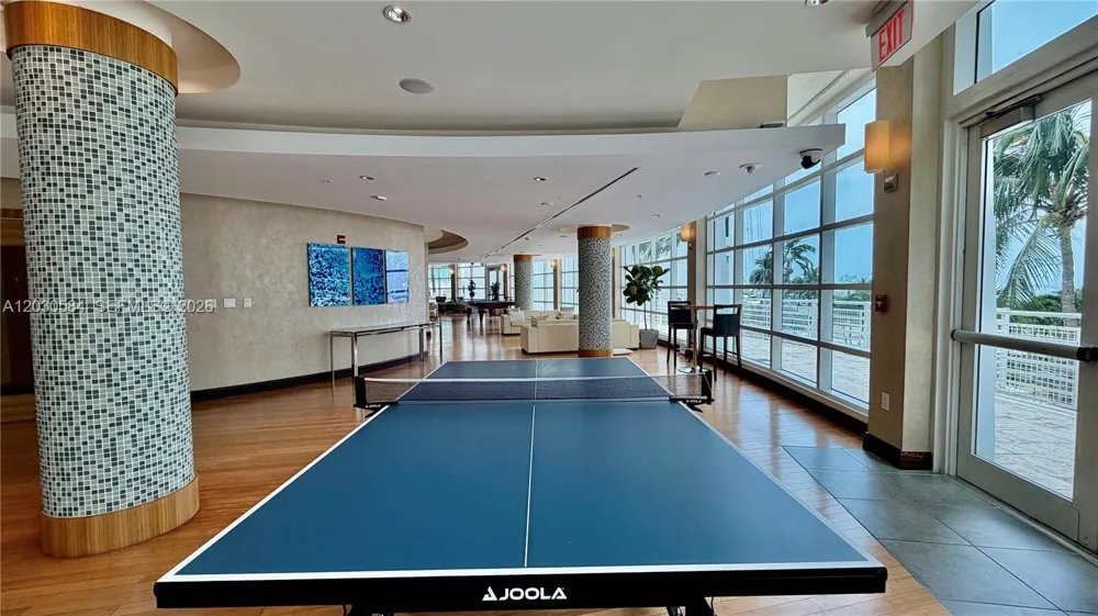 244 Biscayne Blvd #2105 Miami, FL 33132