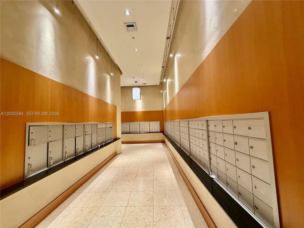 244 Biscayne Blvd #2105 Miami, FL 33132