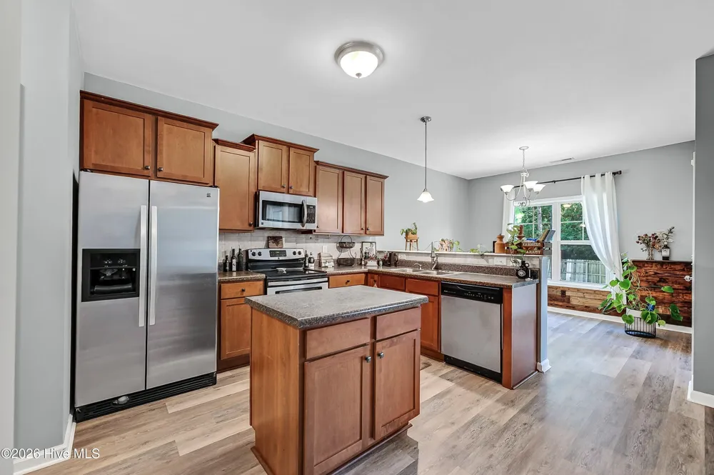 413 Peppermint Drive Hubert, NC 28539