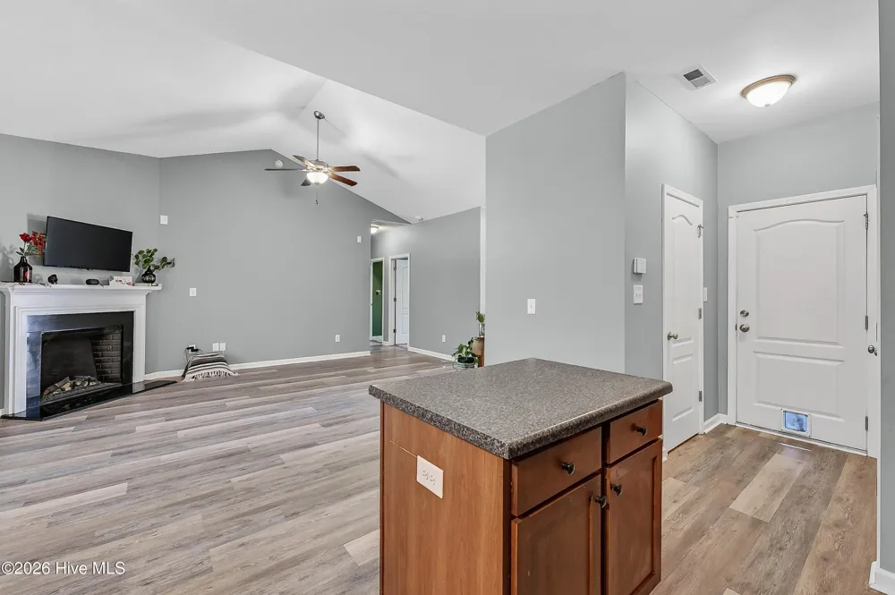 413 Peppermint Drive Hubert, NC 28539