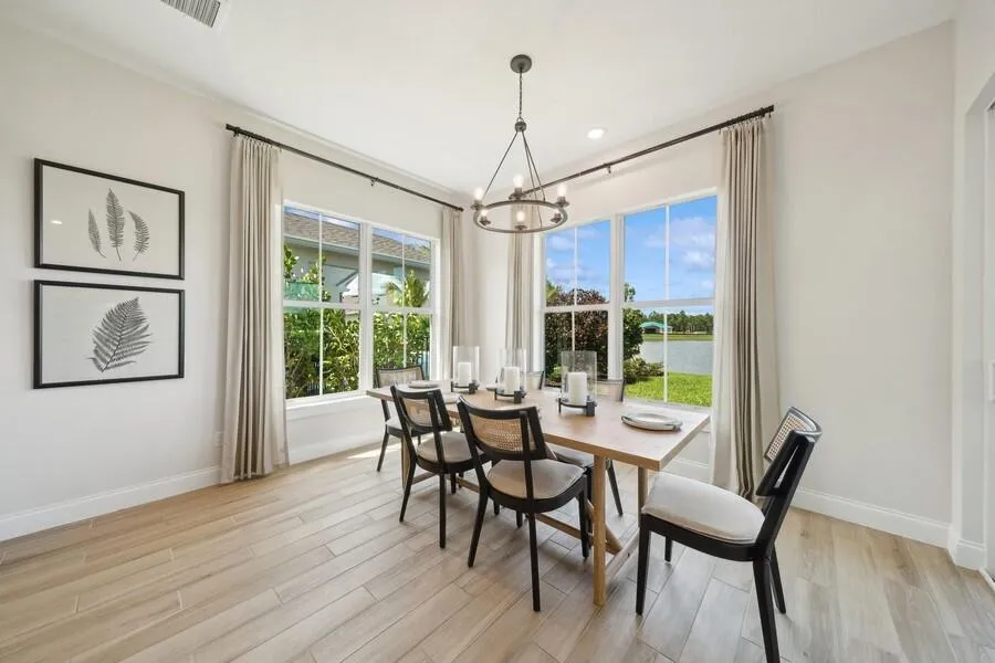 10153 NW FIELD FLOWER TRAIL Port St. Lucie, FL 34987