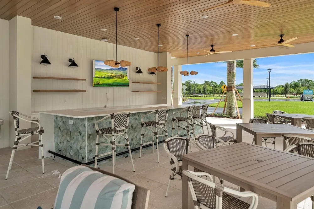 10153 NW FIELD FLOWER TRAIL Port St. Lucie, FL 34987