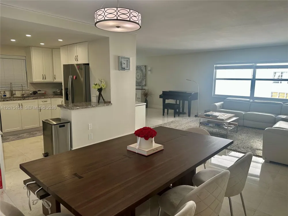 121 Golden Isles Dr #907 Hallandale Beach, FL 33009