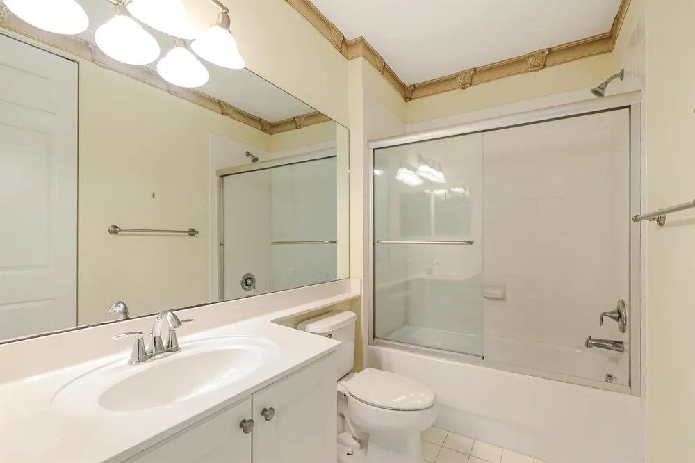 3600 OAKS CLUBHOUSE DRIVE #505 Pompano Beach, FL 33069