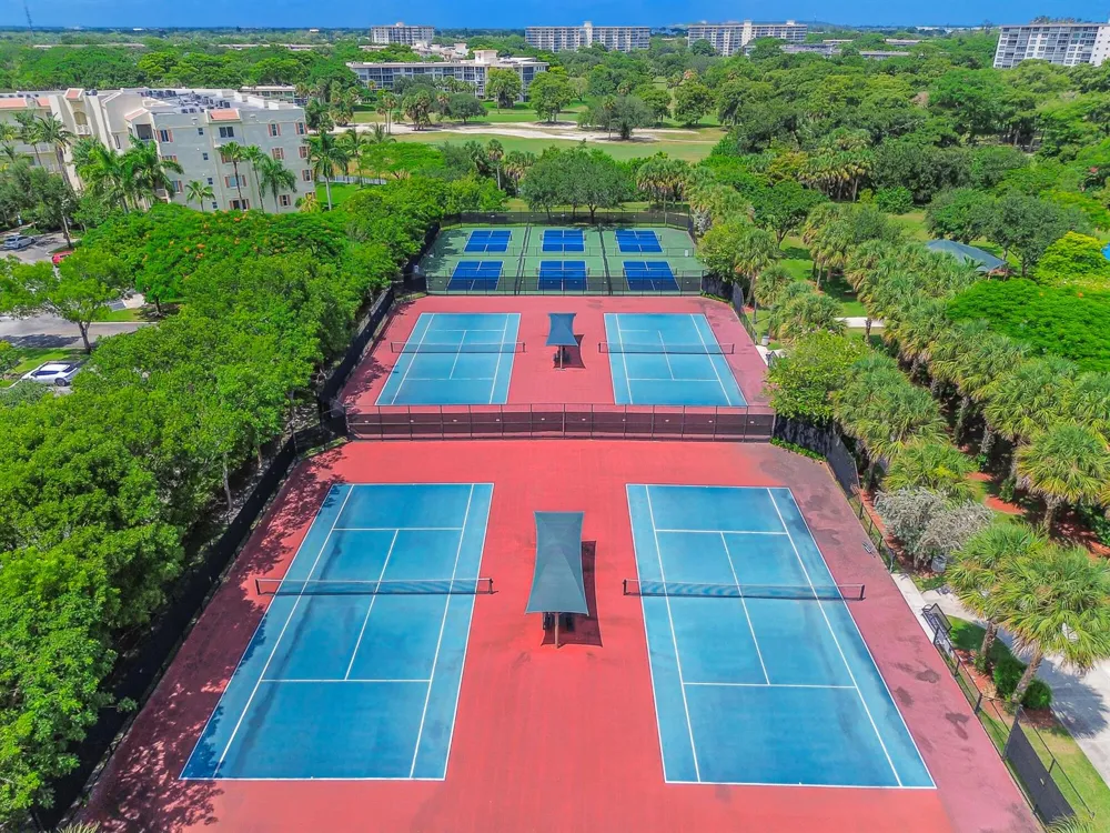 3600 OAKS CLUBHOUSE DRIVE #505 Pompano Beach, FL 33069