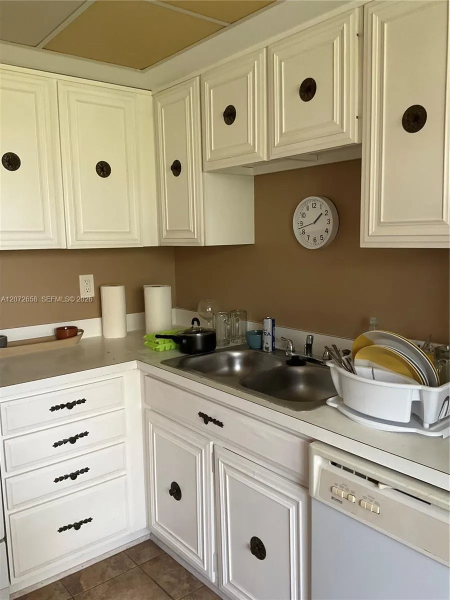 3050 Presidential Way #403 West Palm Beach, FL 33401