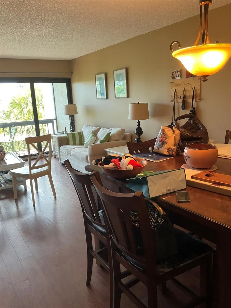 3050 Presidential Way #403 West Palm Beach, FL 33401