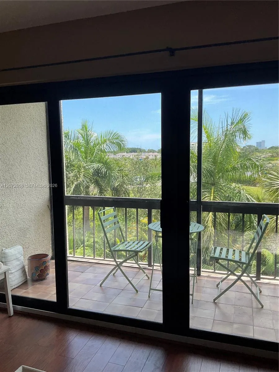 3050 Presidential Way #403 West Palm Beach, FL 33401