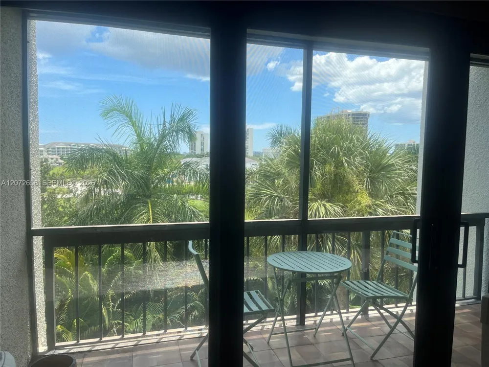 3050 Presidential Way #403 West Palm Beach, FL 33401