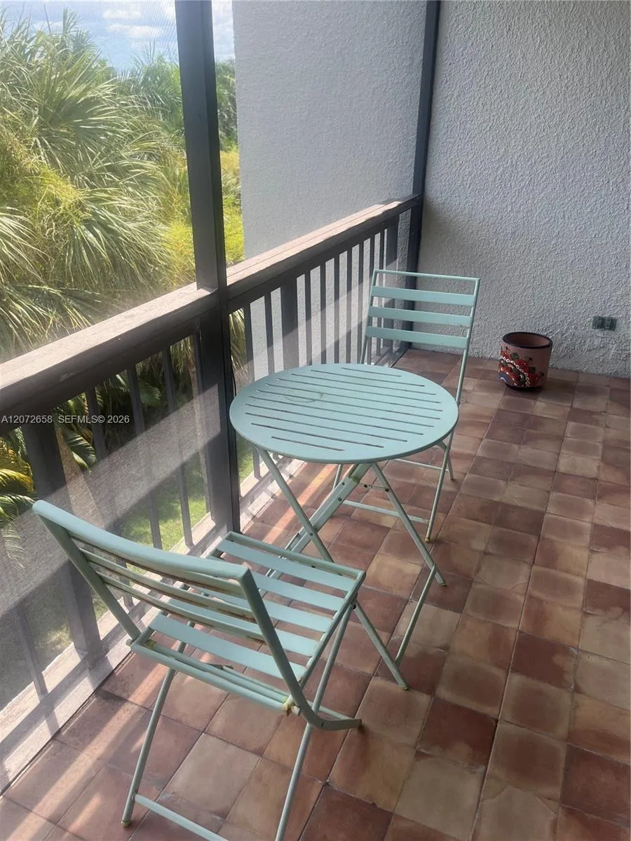 3050 Presidential Way #403 West Palm Beach, FL 33401