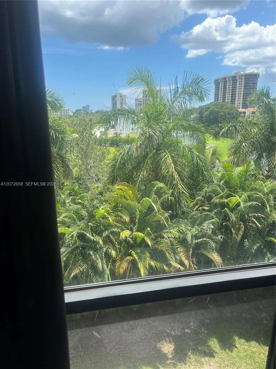3050 Presidential Way #403 West Palm Beach, FL 33401
