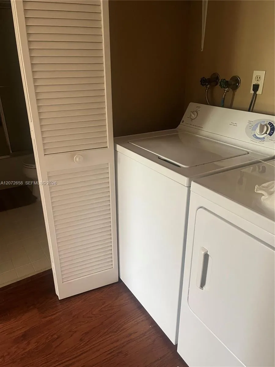 3050 Presidential Way #403 West Palm Beach, FL 33401